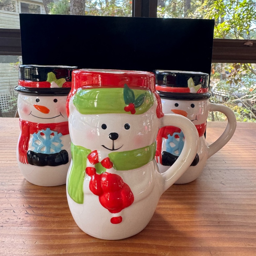 Bay Island Mug Set with Red and Black Accents